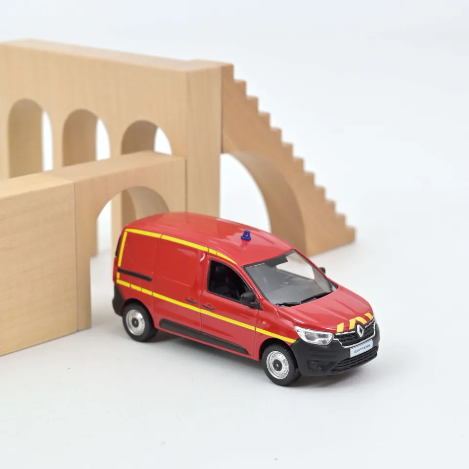 norev-renault-express-2021-pompiers-1-43 image 1