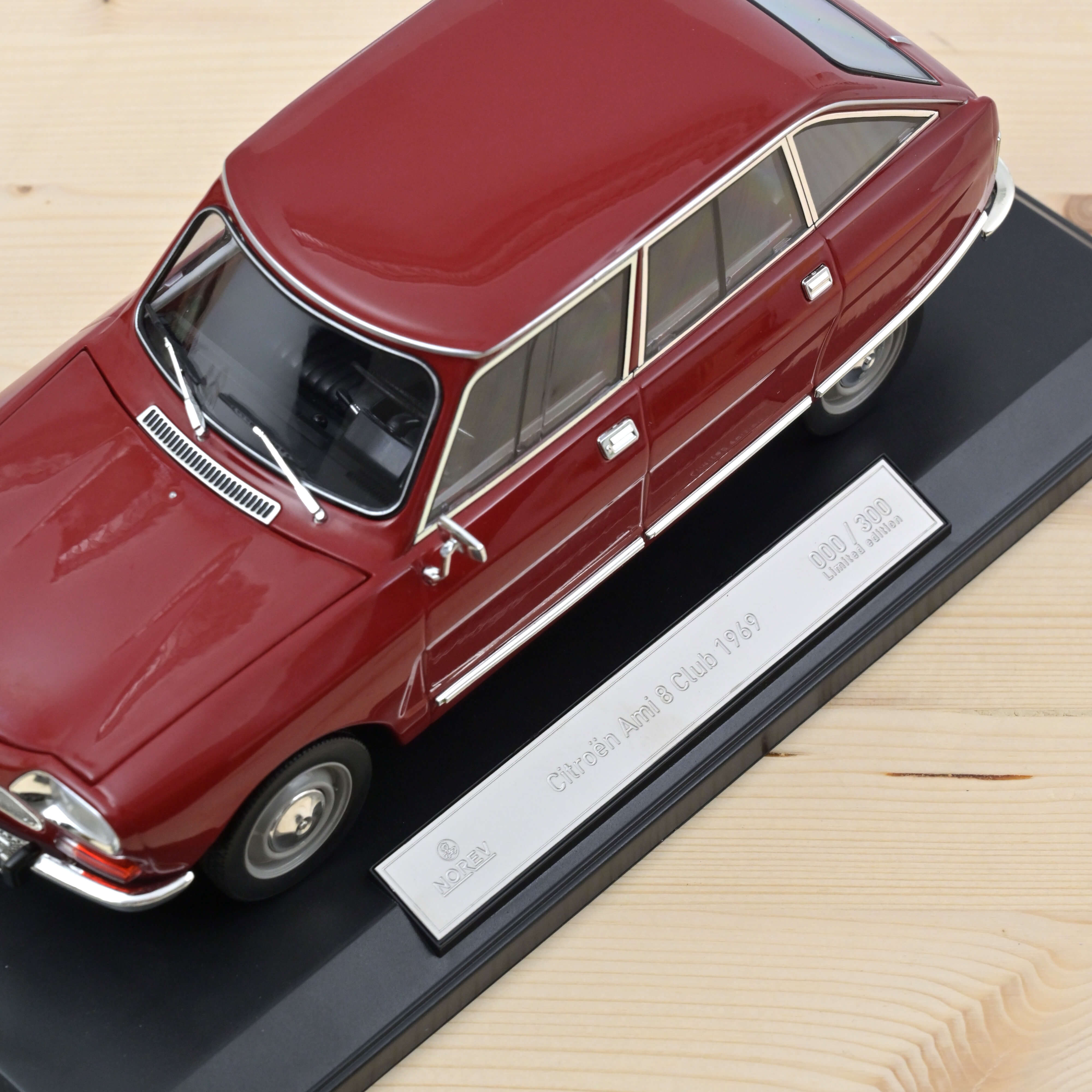 norev-citro-n-ami-8-club-1969-modellino-auto-1-18-rosso-massena-300pz image 4