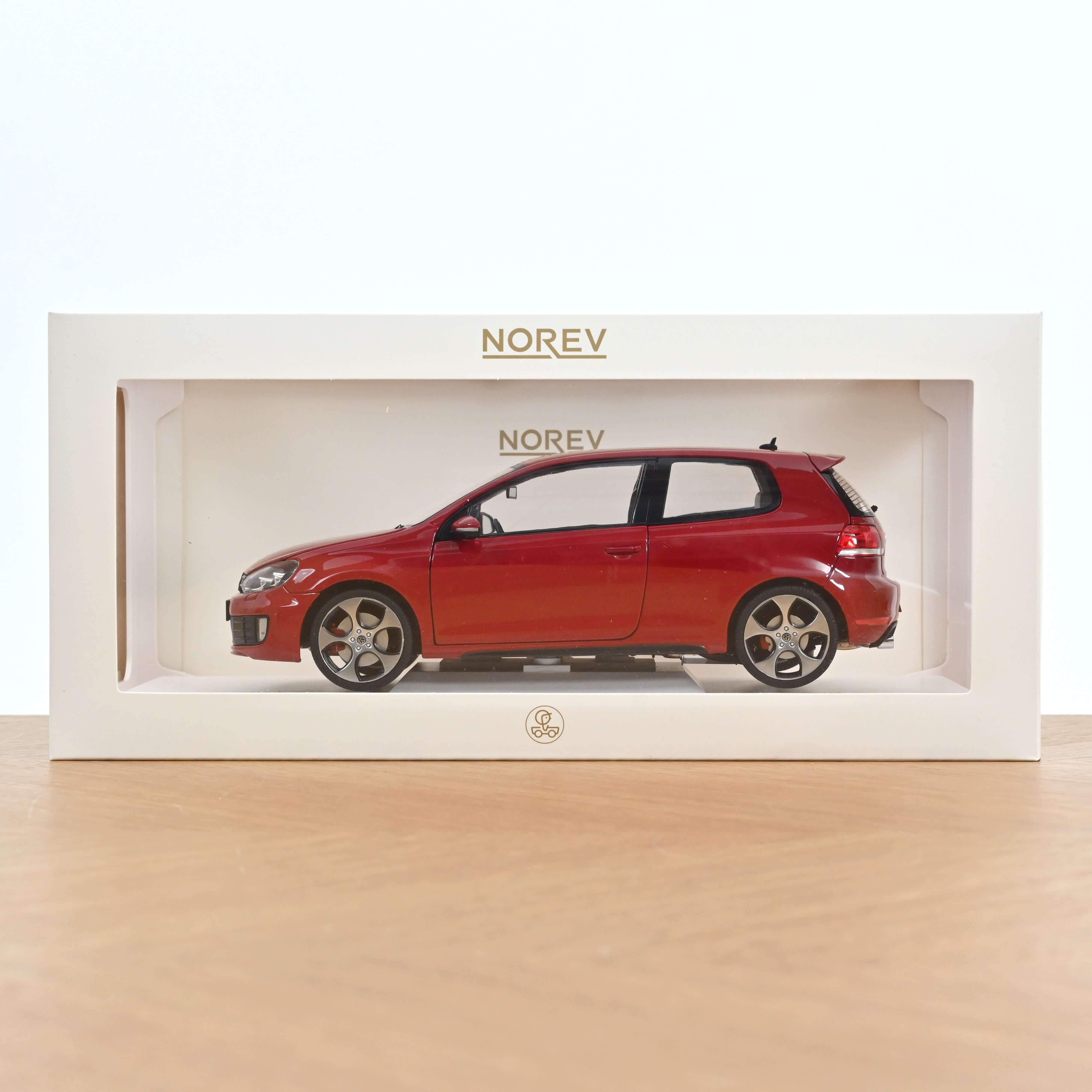 norev-vw-golf-gti-vi-2009-rosso-tornado-1-18 image 6