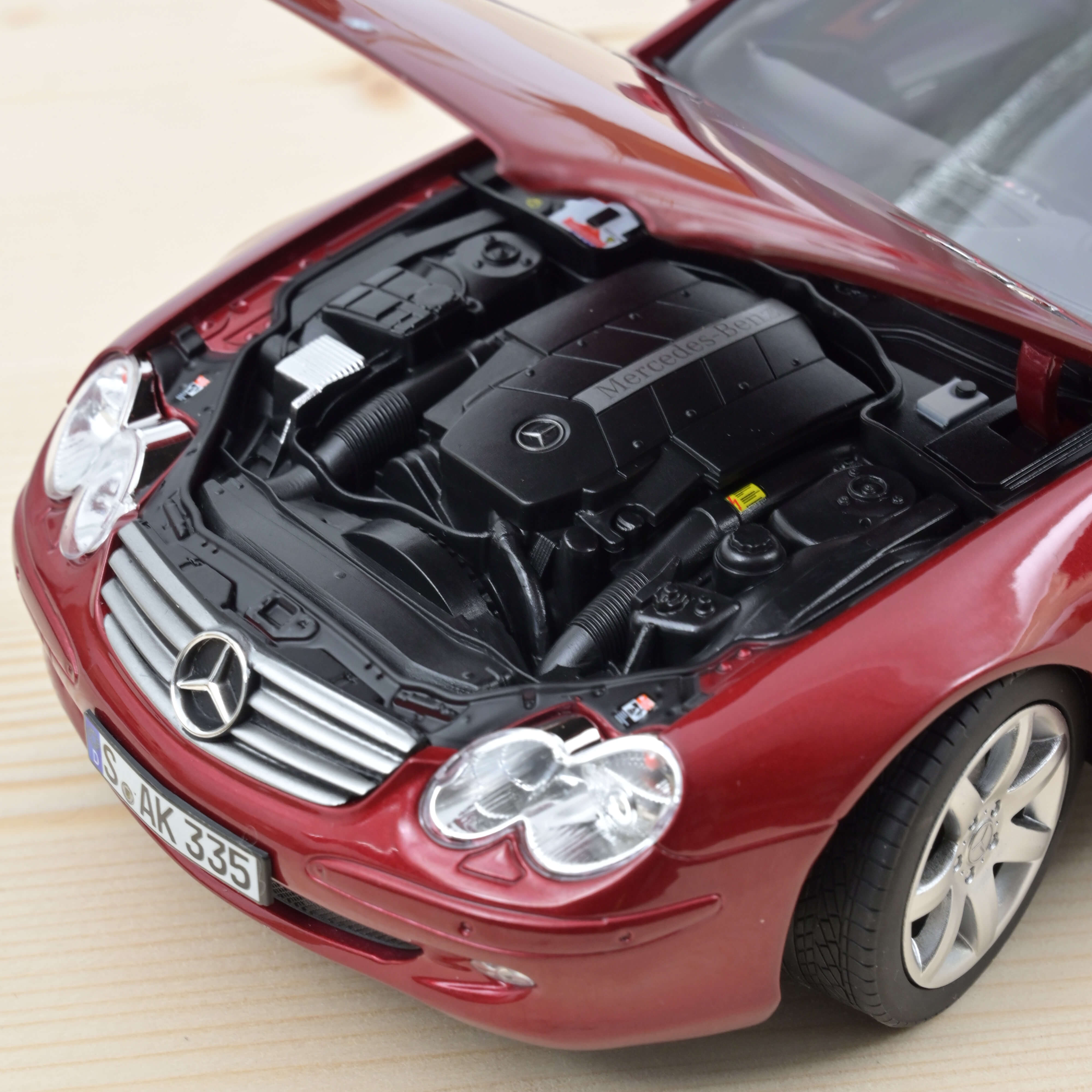 norev-mercedes-benz-sl-500-2003-rosso-metallizzato-1-18-esclusiva-web-300-pz image 4