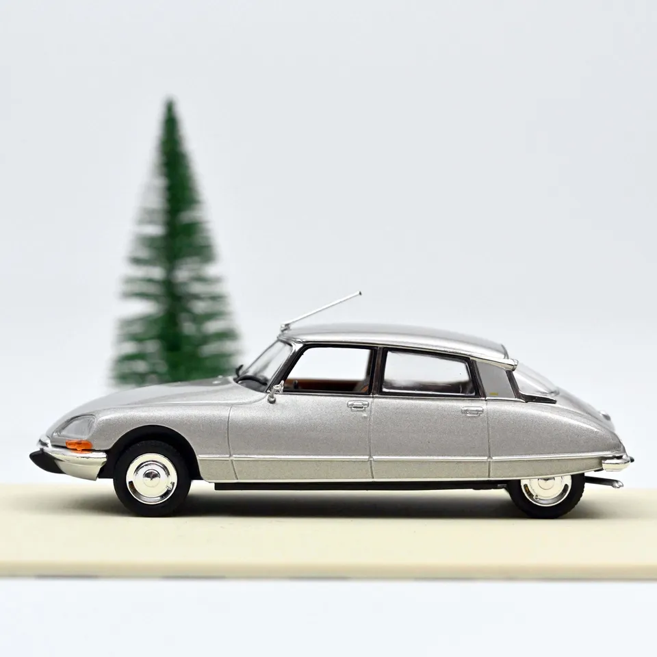 norev-citro-n-ds-23-pallas-1974-pearl-grey-1-43-modellino-die-cast image 1