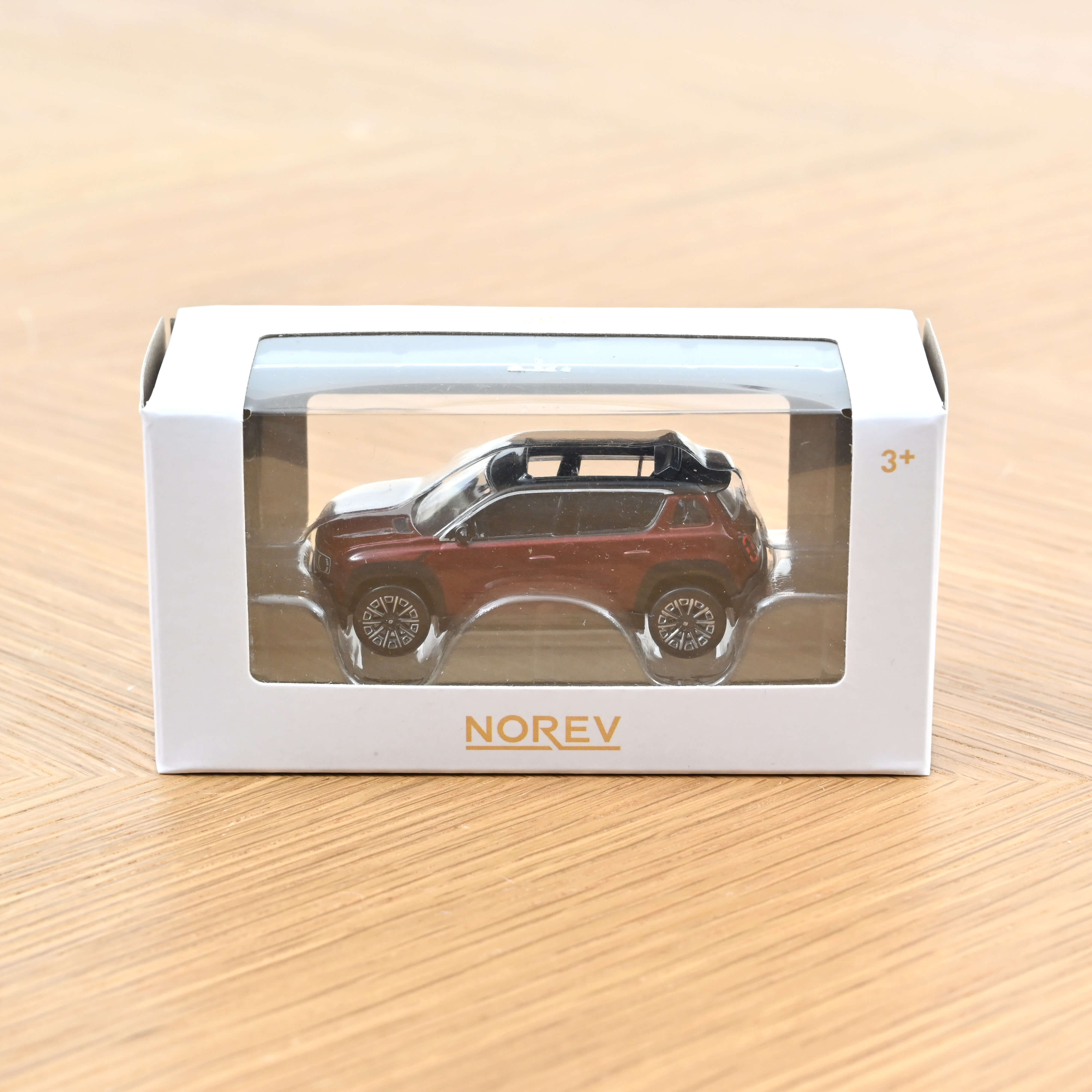norev-renault-4-e-tech-electrique-2025-1-64-rouge-carmin image 2