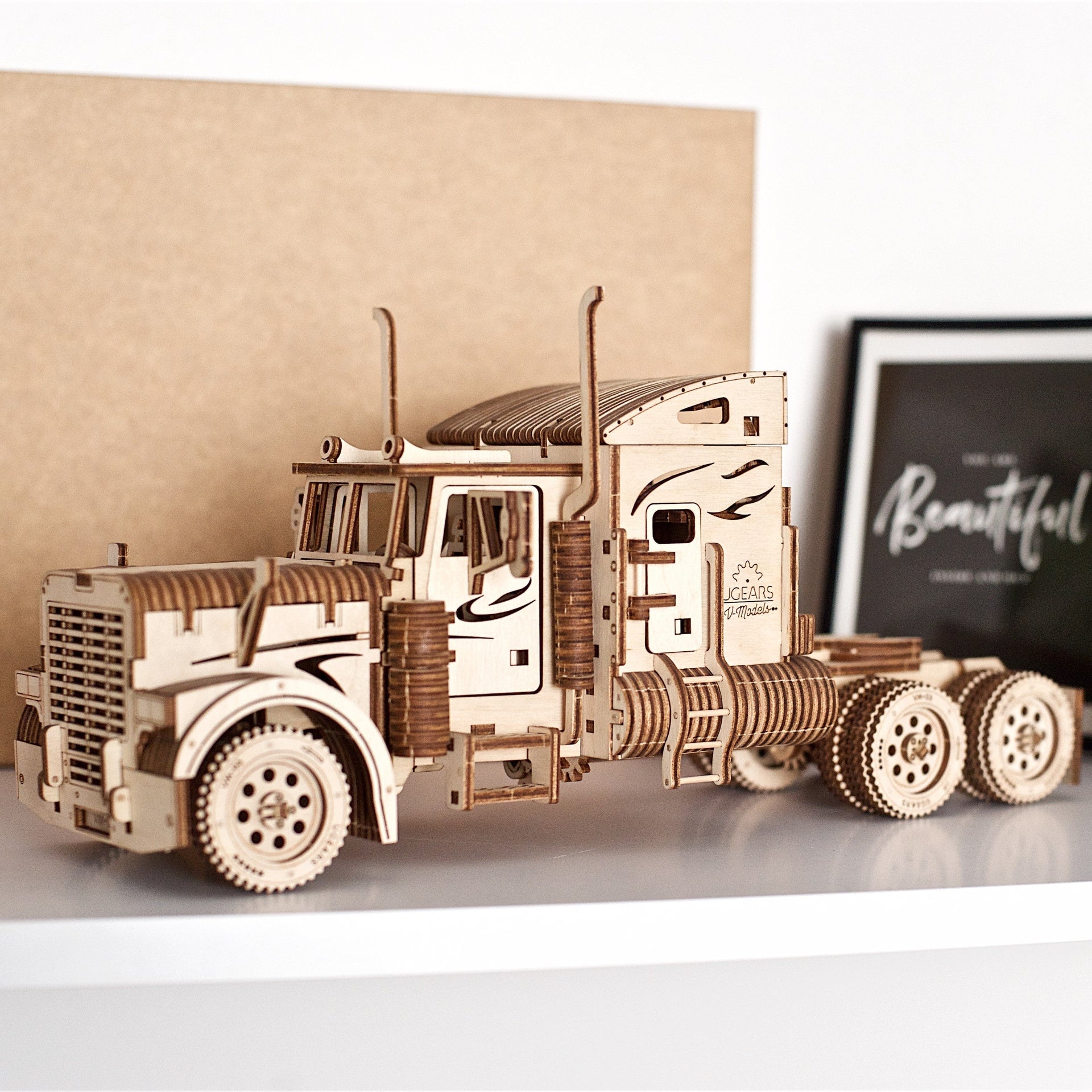 ugears-heavy-boy-truck-vm-03-modellino-meccanico-in-legno image 7