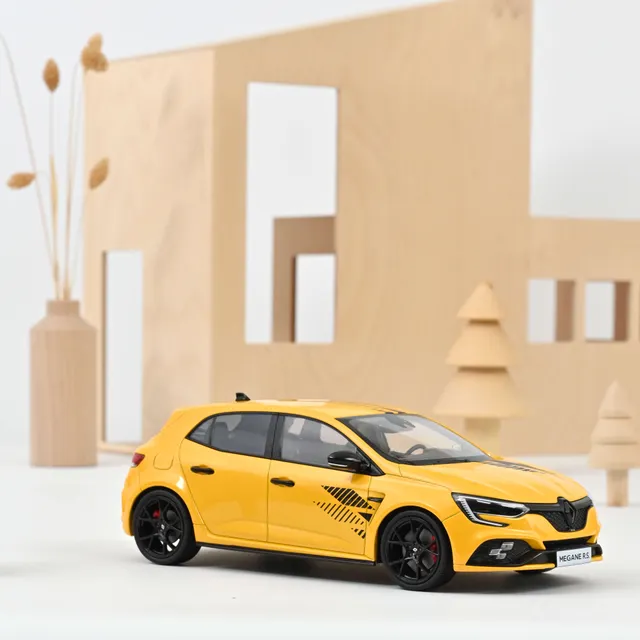 norev-renault-m-gane-r-s-ultime-2023-modellino-1-18-giallo-sirius image 1