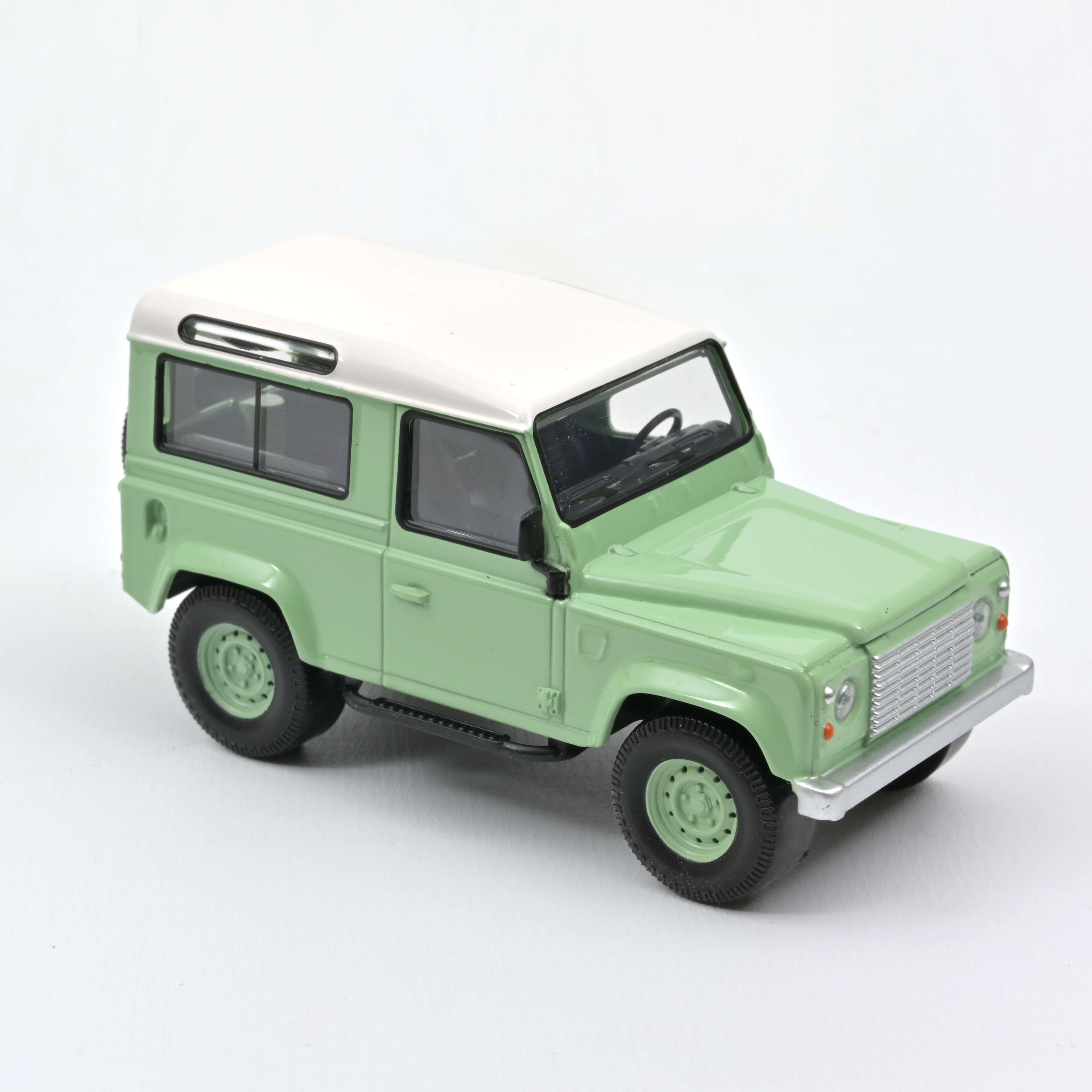 norev-land-rover-defender-1995-verde-bianco-jet-car-1-43 image 3