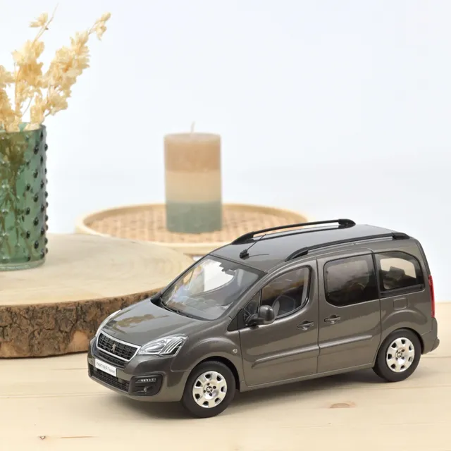 norev-peugeot-partner-2016-moka-brown-1-18 image 1