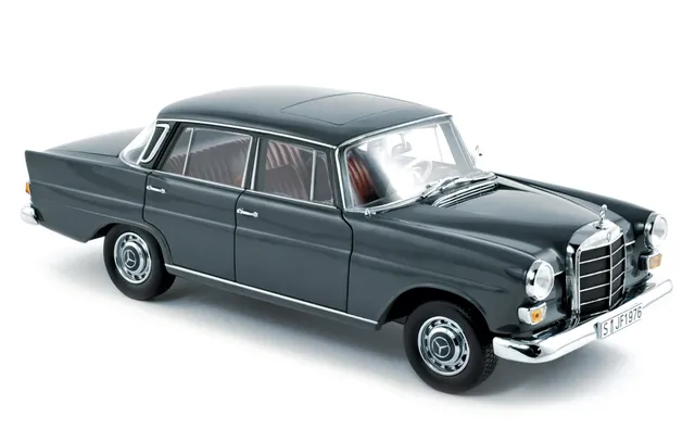 norev-mercedes-benz-200-sedan-1966-grigia-1-18-modellino-auto-d-epoca-die-cast image 1