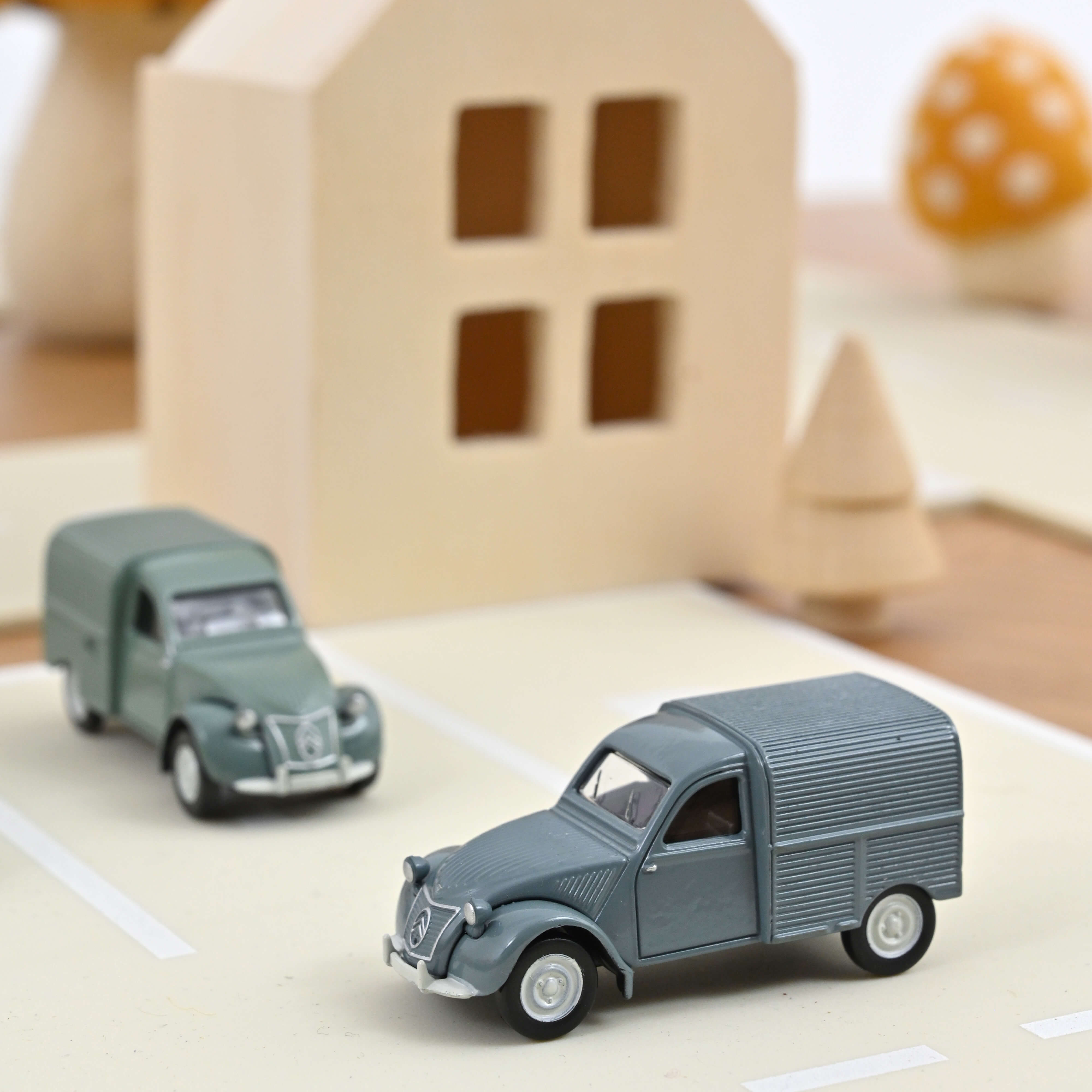 norev-citro-n-2cv-fourgonnette-1950-blu-1-64 image 1