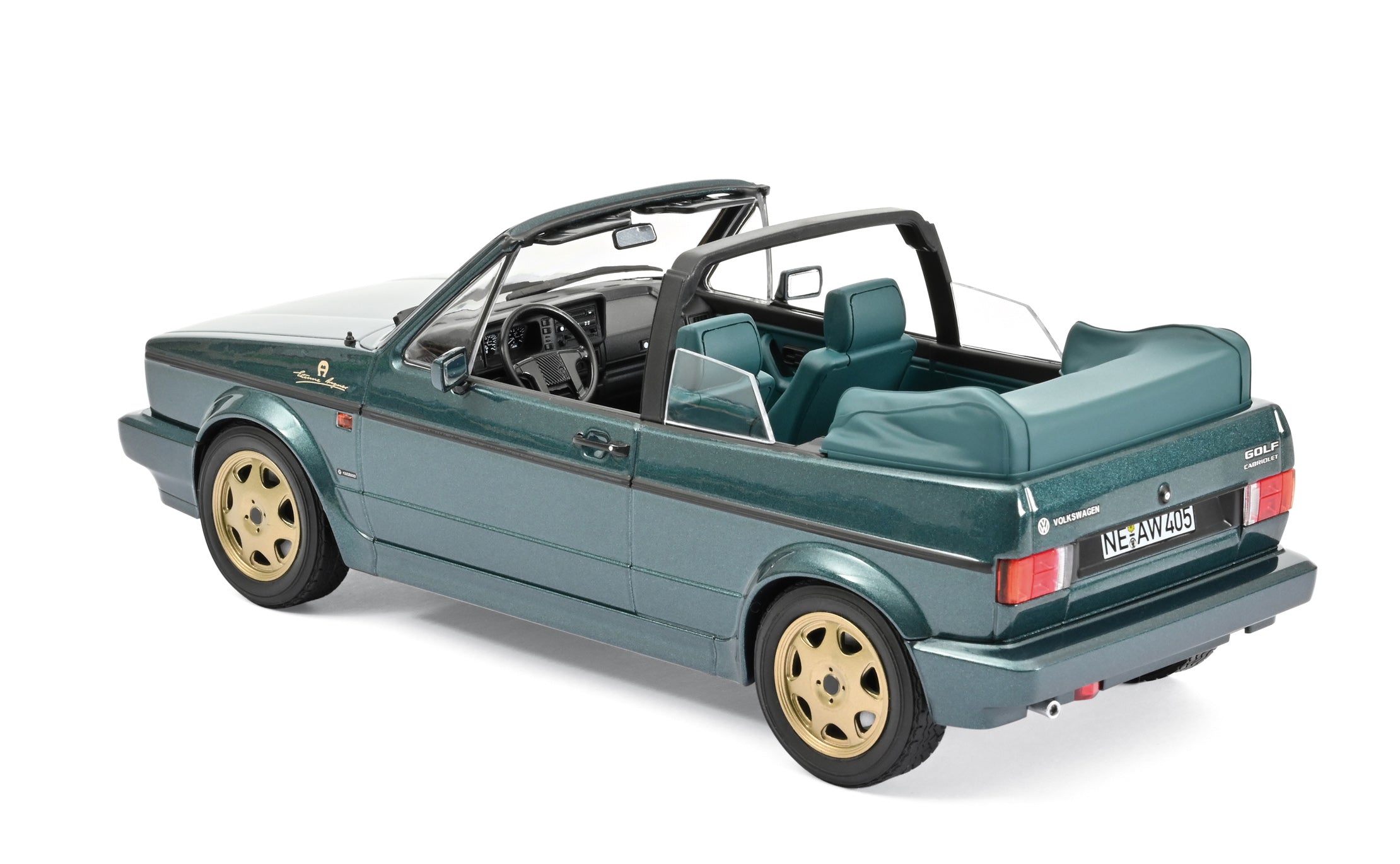norev-vw-golf-cabriolet-etienne-aigner-1990-automodello-1-18-verde-metallizzato-2 image 2