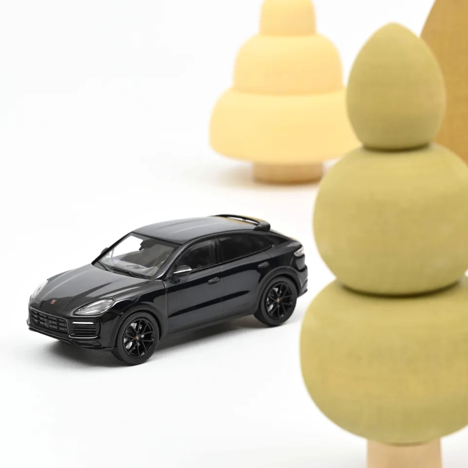 norev-porsche-cayenne-s-coup-2019-blu-metallizzato-1-43-modellino-auto image 1