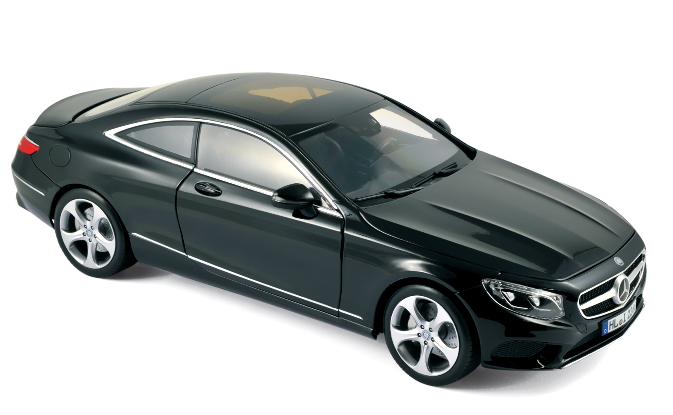 norev-mercedes-benz-classe-s-coup-2014-modellino-auto-1-18-nero image 1