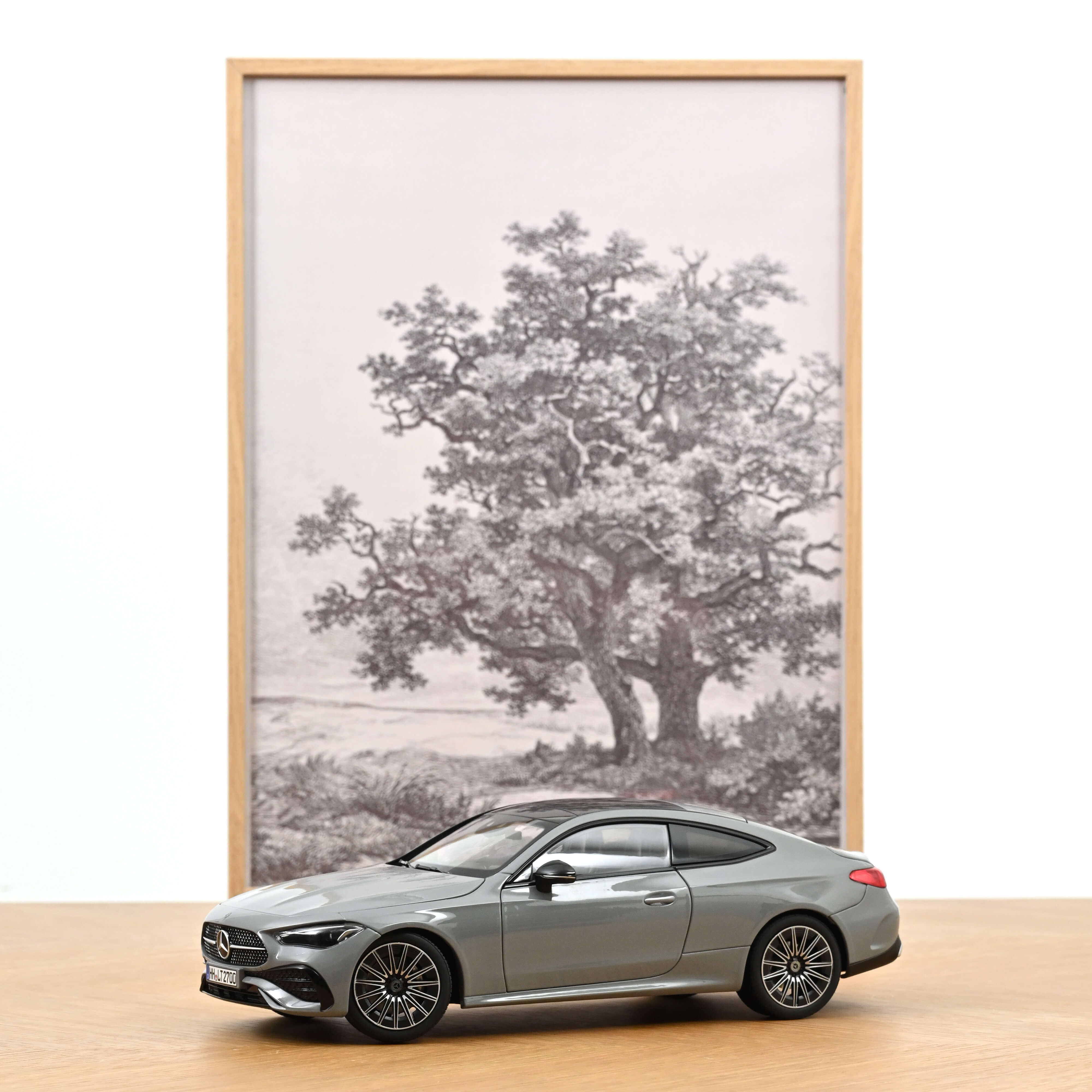 norev-mercedes-benz-cle-coup-2024-gris-alpine-1-18-edizione-200-pz image 1