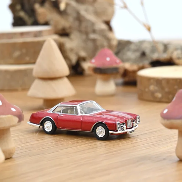 norev-facel-vega-facel-ii-1961-modellino-auto-1-87-rosso-metallizzato image 1
