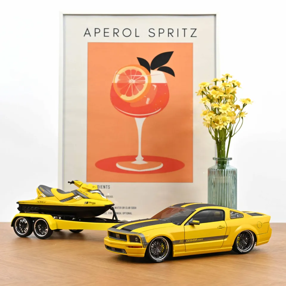 norev-mustang-jet-ski-parotech-giallo-cesam-modellino-1-18 image 1